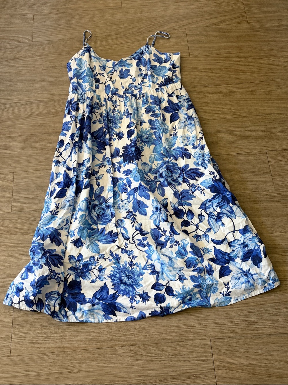 H&M Blue and White Floral Linen Maxi Dress